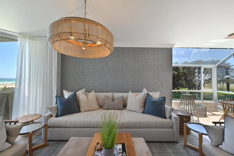 3 Bedroom Property for Sale in Dolphin Beach Western Cape